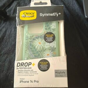 Otterbox Apple IPhone 14 Pro Symmetry+ MagSafe Hard Shell phone case